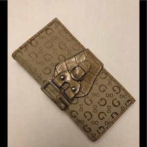 Guess Wallet Beige & Tan faux Reptile Leather & Gus’s Fabric Print